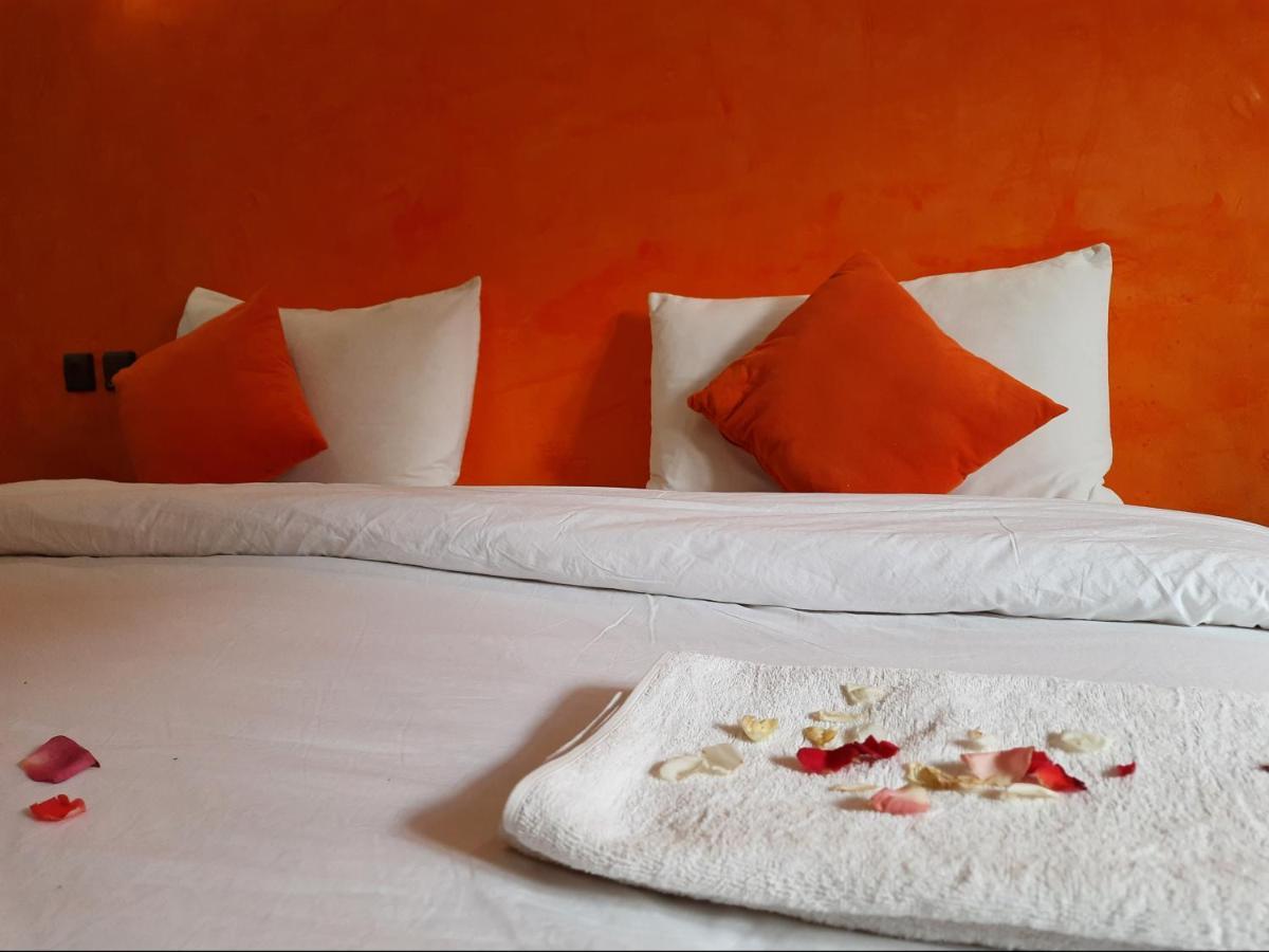 Hotel Riad Amlal 瓦尔扎扎特 外观 照片